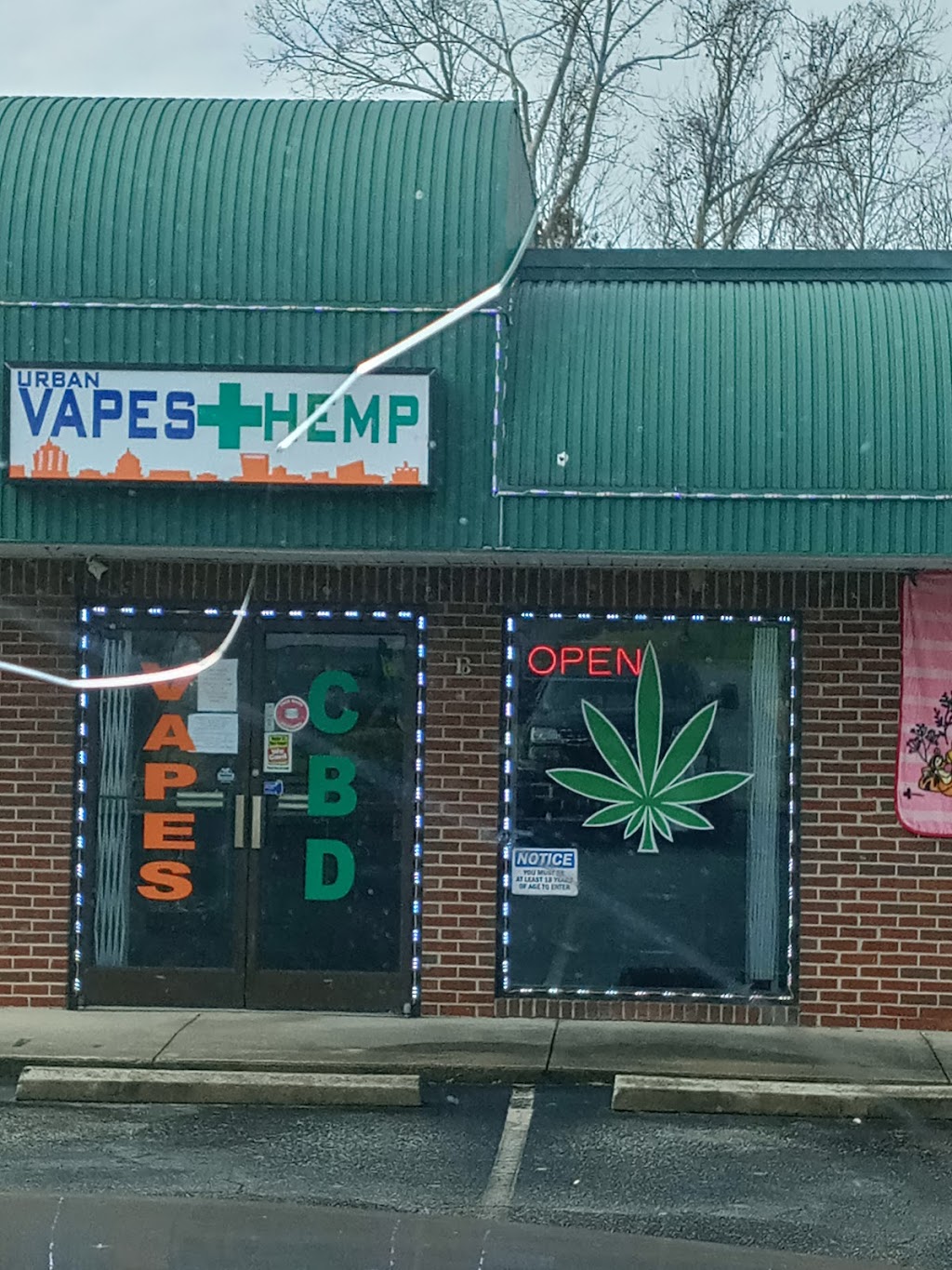 Urban Vapes | 916 Randolph St, Thomasville, NC 27360, USA | Phone: (336) 476-8273