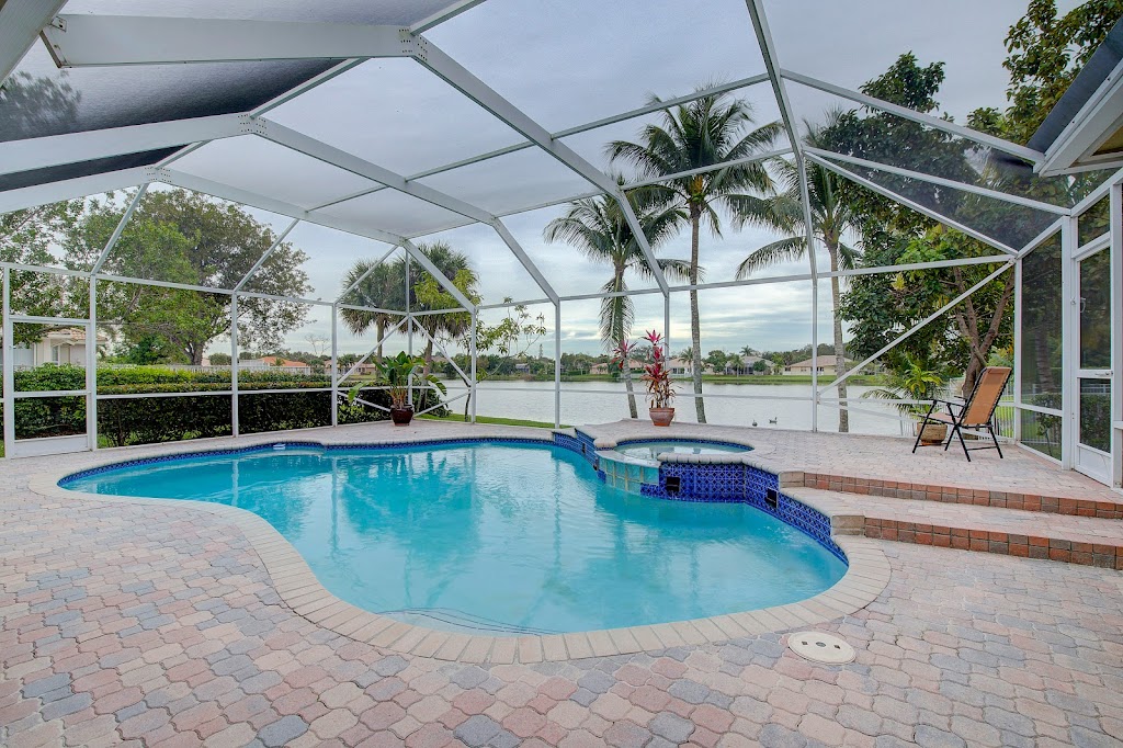 Robert Morales Realtor | 9360 SW 56th St, Cooper City, FL 33328, USA | Phone: (954) 647-0907