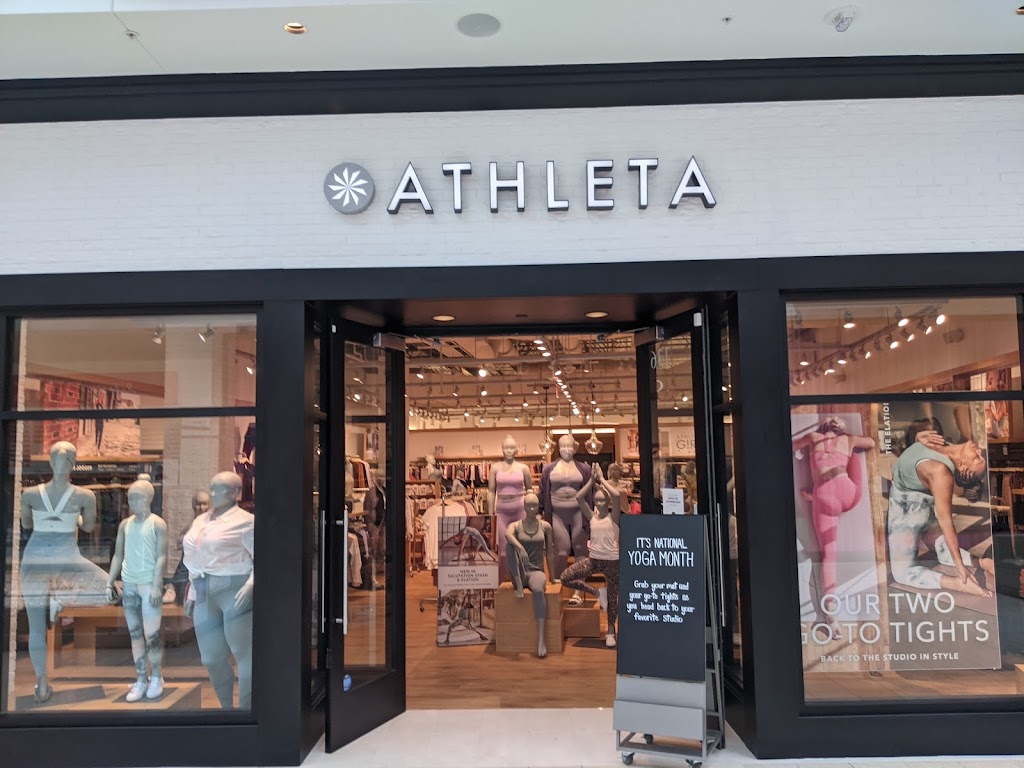 Athleta | 140 University Town Center Dr Space 136, Sarasota, FL 34243, USA | Phone: (941) 667-2052