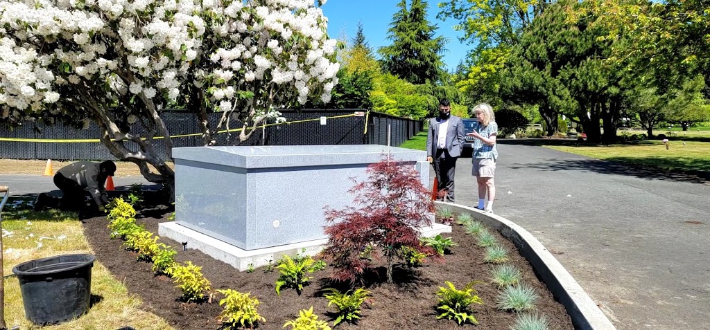 Restlawn Memorial Park | 23800 104th Ave W, Edmonds, WA 98020, USA | Phone: (425) 771-1234