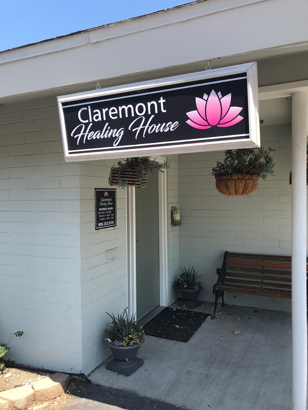Claremont Healing House | 1258 Harvard Ave N, Claremont, CA 91711, USA | Phone: (909) 233-9191