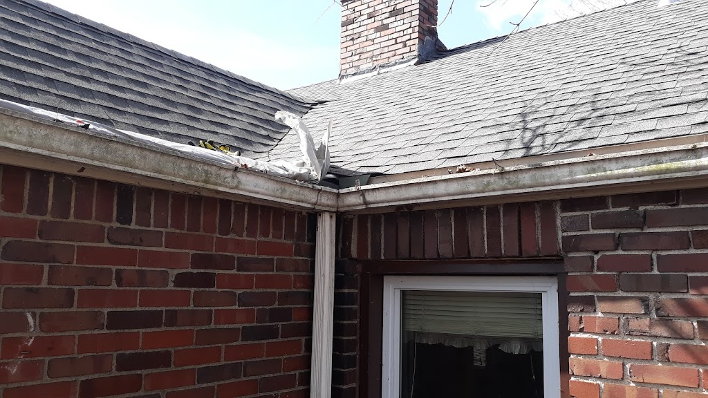 Efferins Roofing Maintence | 3122 Elroy Ave, Pittsburgh, PA 15227, USA | Phone: (412) 882-2306