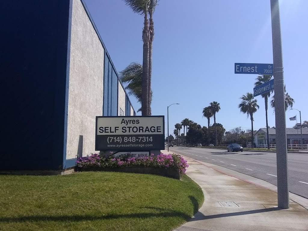 Ayres Self Storage | 7012 Ernest Dr, Huntington Beach, CA 92648, USA | Phone: (714) 848-7314