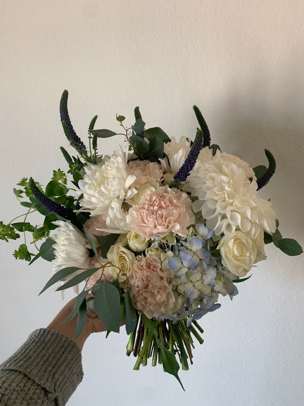 Earl of Flowers - Wedding & Event Florist | 630 3rd St, Hermosa Beach, CA 90254, USA | Phone: (617) 921-9310