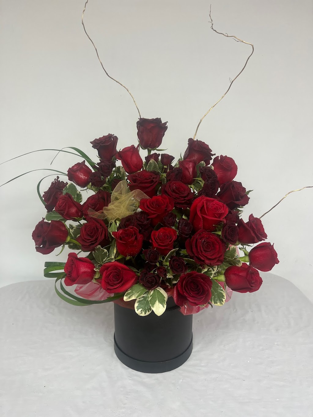 Aasyaa Flowers & Gifts | 12630 N 103rd Ave #115, Sun City, AZ 85351, USA | Phone: (623) 800-1606