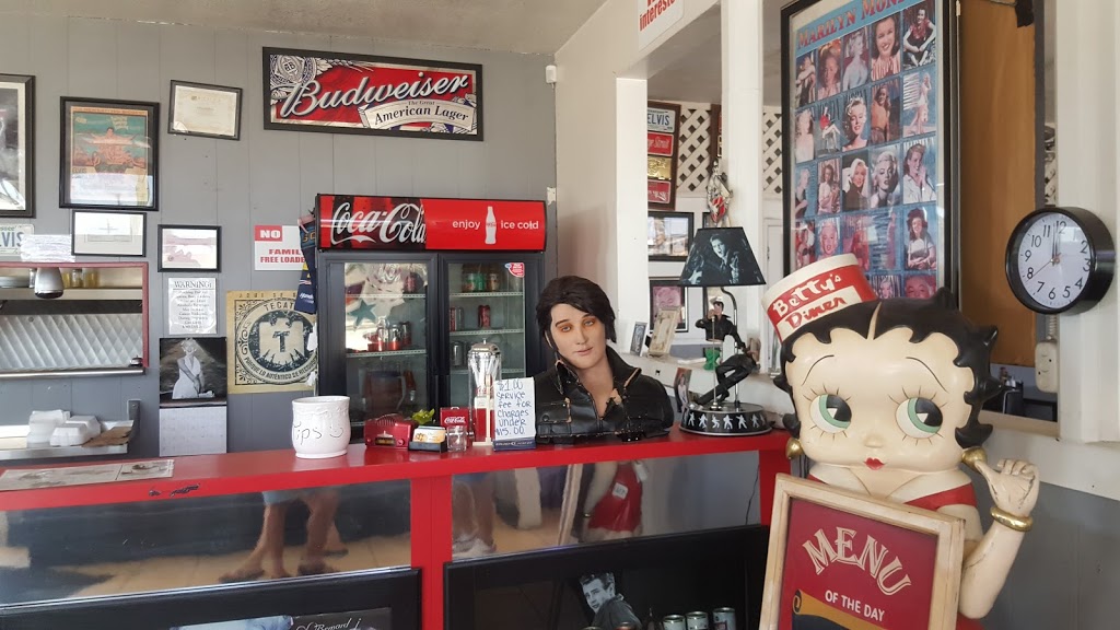 Chicas Place Deli & Grill | 251 S Irwindale Ave, Azusa, CA 91702, USA | Phone: (626) 334-1341