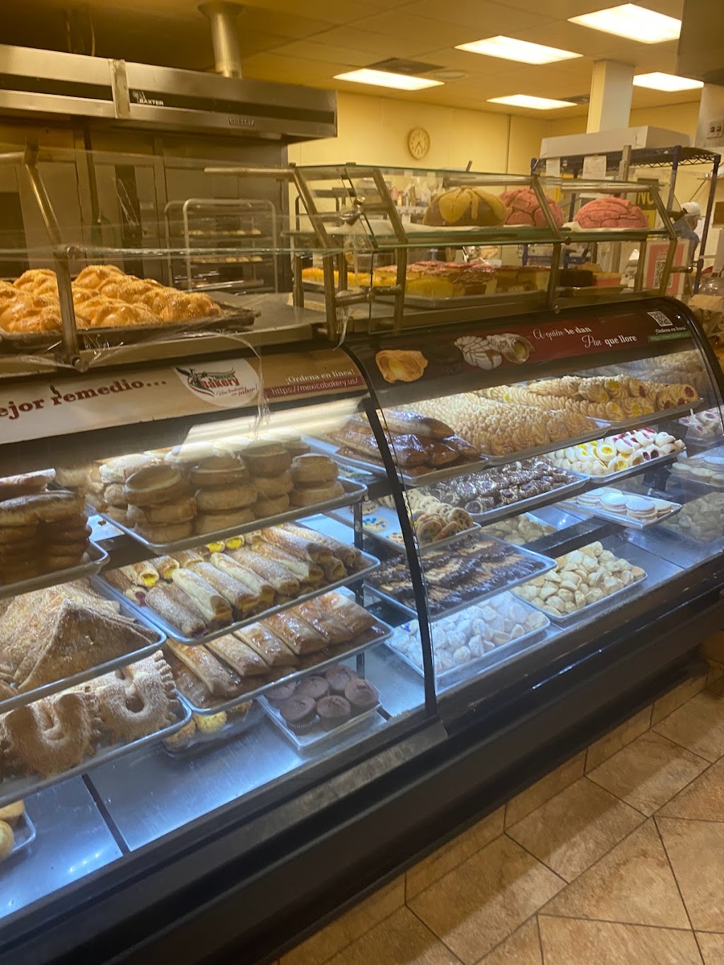 Mexico Bakery | 1560 Alum Rock Ave, San Jose, CA 95116 | Phone: (408) 272-0410