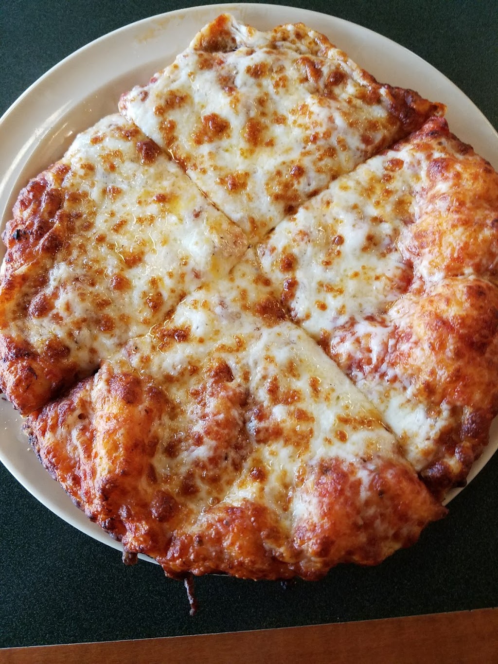 Round Table Pizza | 16108 Ash Way #115, Lynnwood, WA 98087 | Phone: (425) 745-4561