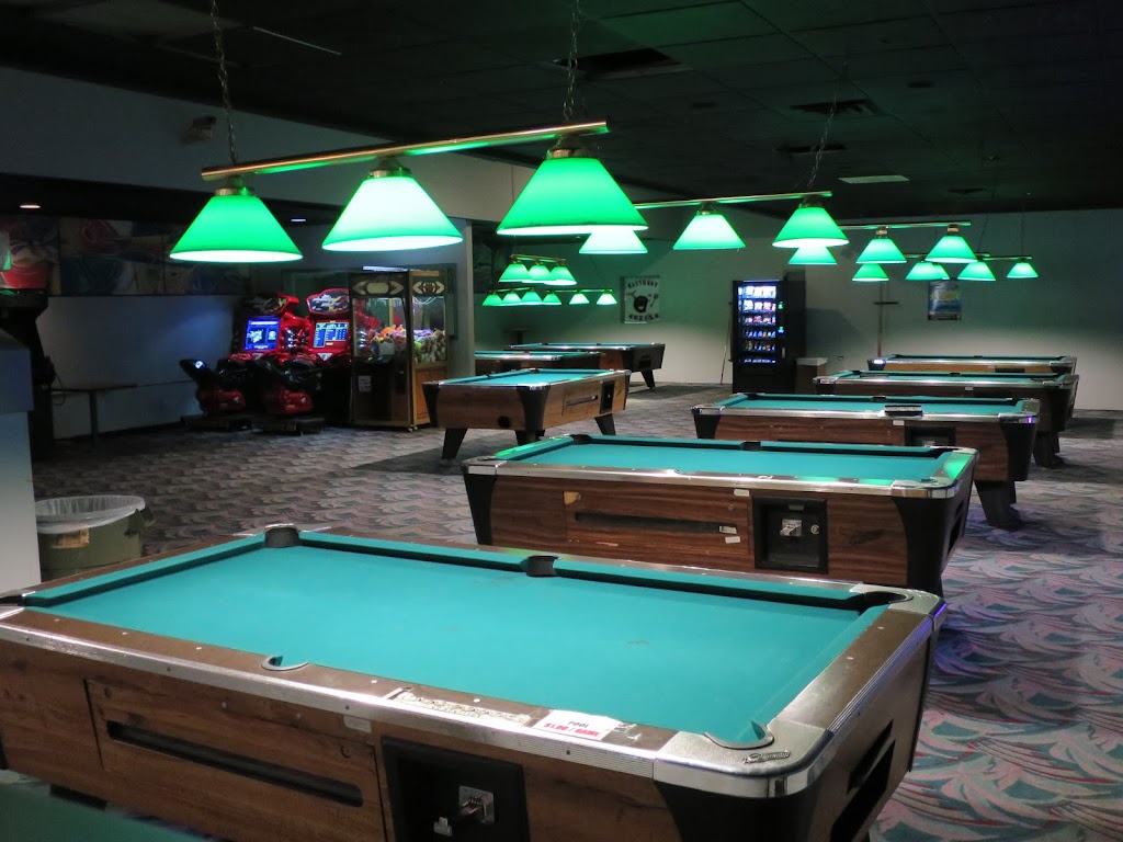 Eastbury Bowling Center | 3000 Atlantic Blvd NE A, Canton, OH 44705, USA | Phone: (330) 452-3700