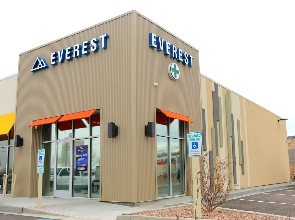 Everest Cannabis Co. - Los Lunas | 1651 Main St SW, Los Lunas, NM 87031 | Phone: (505) 865-6635