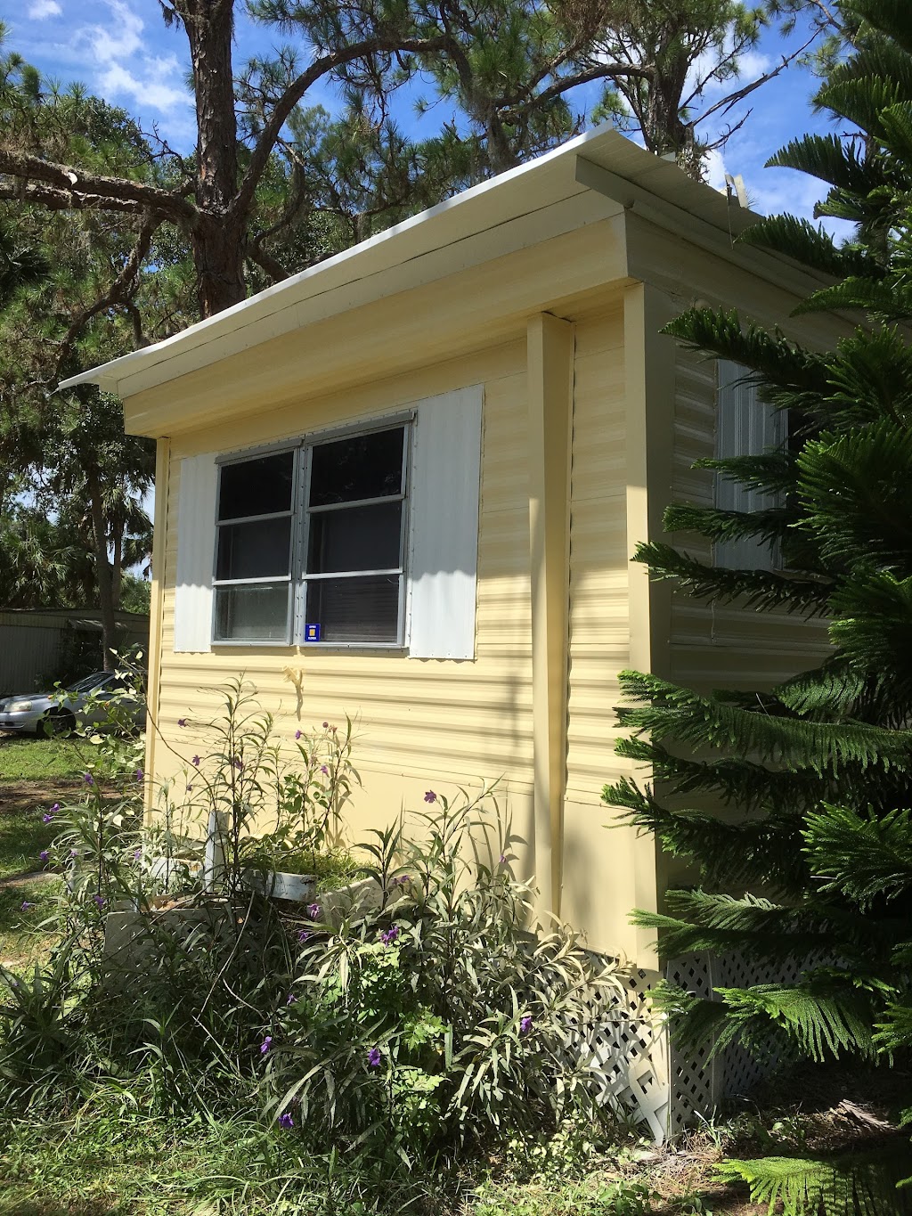 Floridian Mobile Home/RV Park | 5018 Sleighbell Ln, Port Richey, FL 34652, USA | Phone: (727) 842-8871