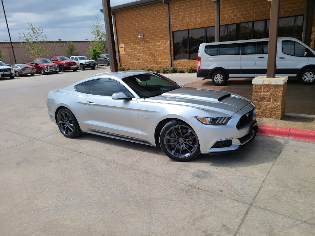 Bluebonnet Collision Center | 4262 I-35, New Braunfels, TX 78130, USA | Phone: (833) 511-0714