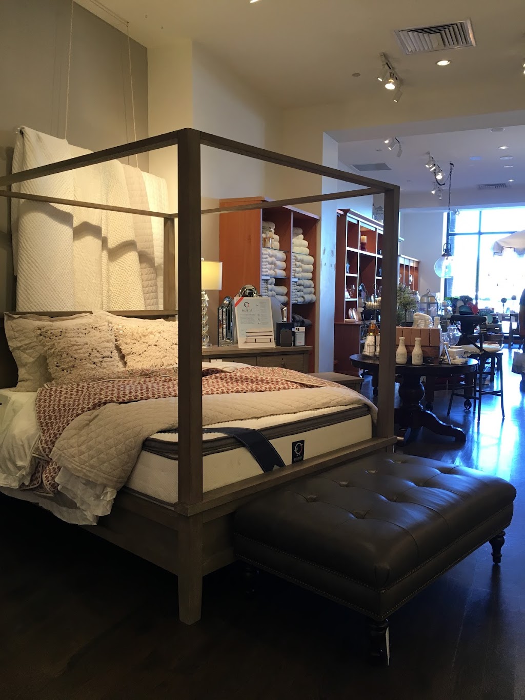 Pottery Barn | 3111 W Chandler Blvd #1000, Chandler, AZ 85226, USA | Phone: (480) 899-7055