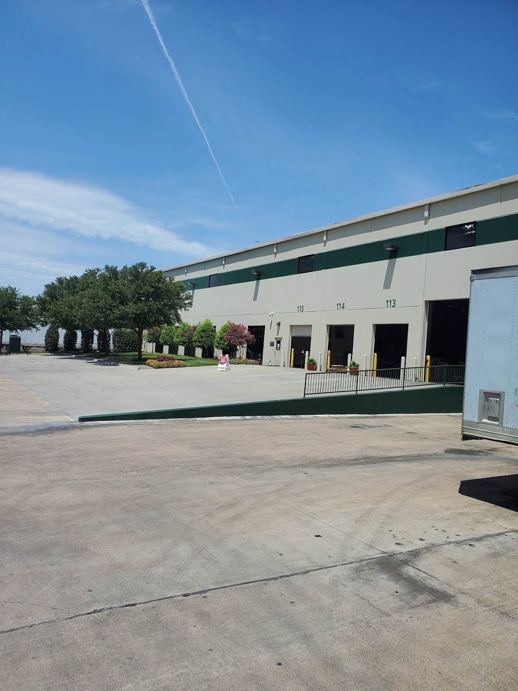 Uline Shipping Supplies - T6 | DFW Airport, 2600 Rental Car Dr, Dallas, TX 75261 | Phone: (800) 295-5510