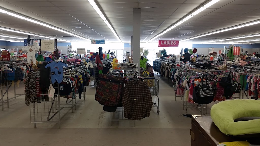 Goodwill | 1501 E Main St Ste. 17, Alice, TX 78332, USA | Phone: (361) 668-0474