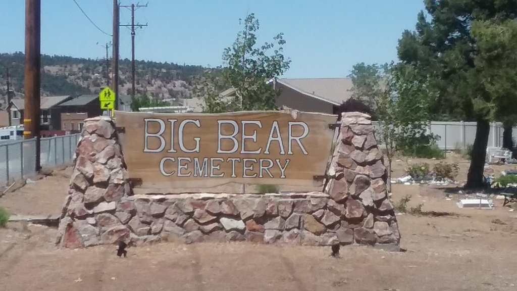 Big Bear Cemetery/Gold Mountain Memorial Park | 370 Maple Ln, Big Bear, CA 92314, USA | Phone: (909) 585-4911