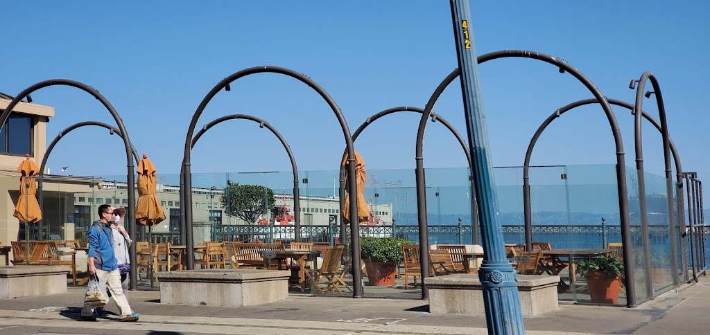 The Waterfront Restaurant | 7 The Embarcadero, San Francisco, CA 94111, USA | Phone: (415) 391-2696