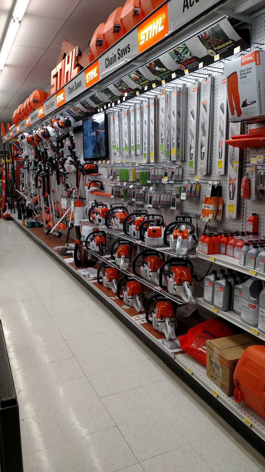 Ace Hardware & Garden Center | 20277 Wirt St, Elkhorn, NE 68022, USA | Phone: (402) 289-2333