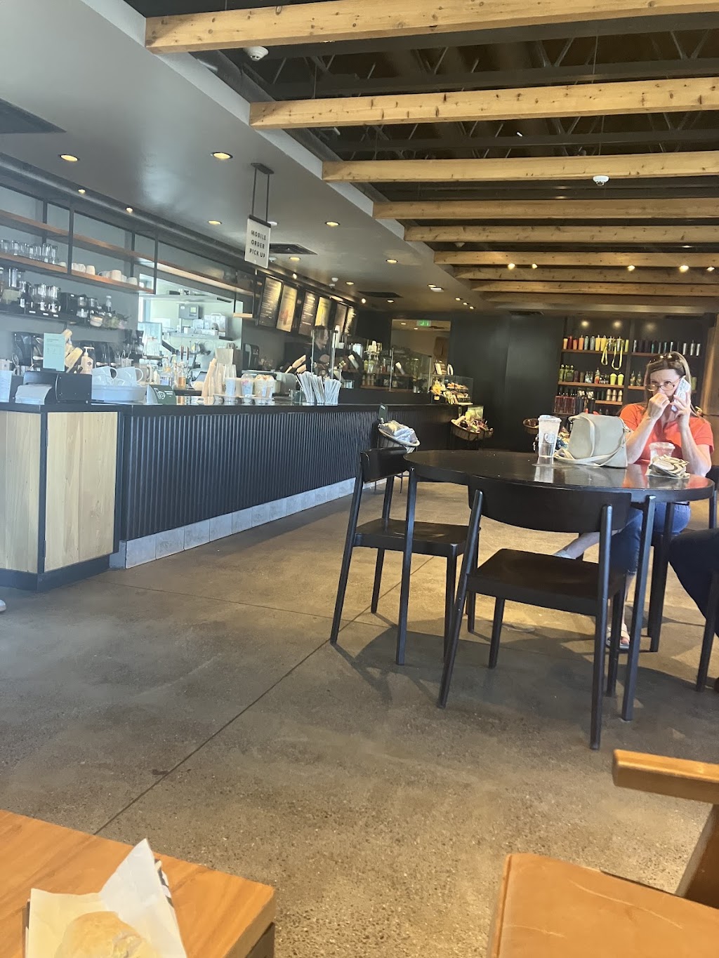 Starbucks | 11355 Deerfield Dr, Truckee, CA 96161, USA | Phone: (530) 582-4583