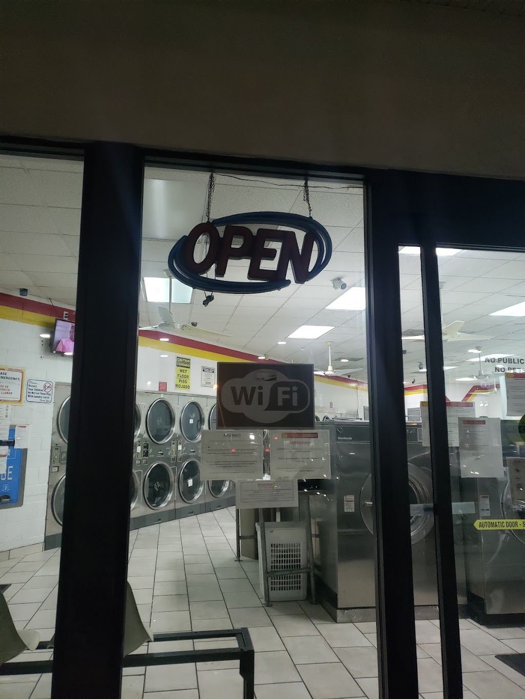 24/7 Coin Laundry | 5041 Snapfinger Woods Dr, Decatur, GA 30035, USA | Phone: (678) 615-2477