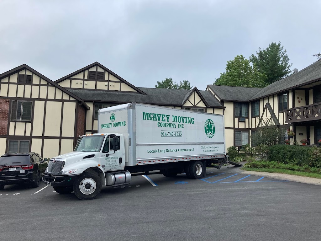 McAvey Moving Company Inc | 5 Railroad Ave, Valhalla, NY 10595, USA | Phone: (914) 747-1533