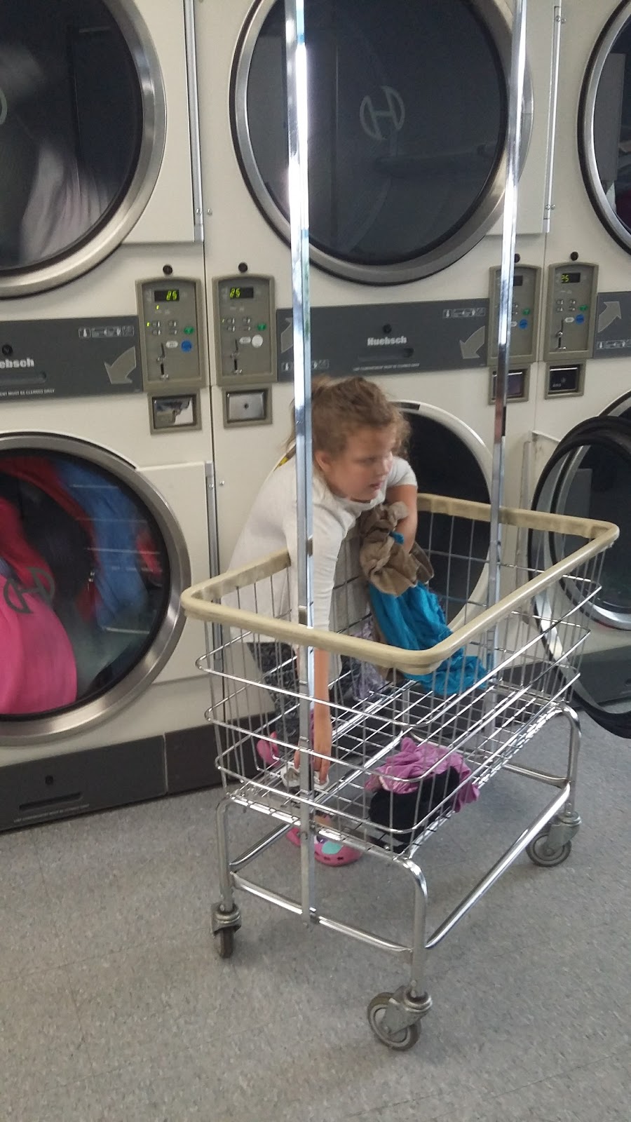 Joann Laundromat | 6803 Low St, Mt Pleasant, PA 15666, USA | Phone: (724) 547-9977