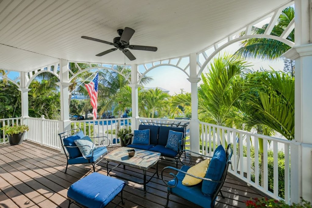 Beach House Real Estate | 5309 Gulf Dr, Holmes Beach, FL 34217, USA | Phone: (941) 216-3793