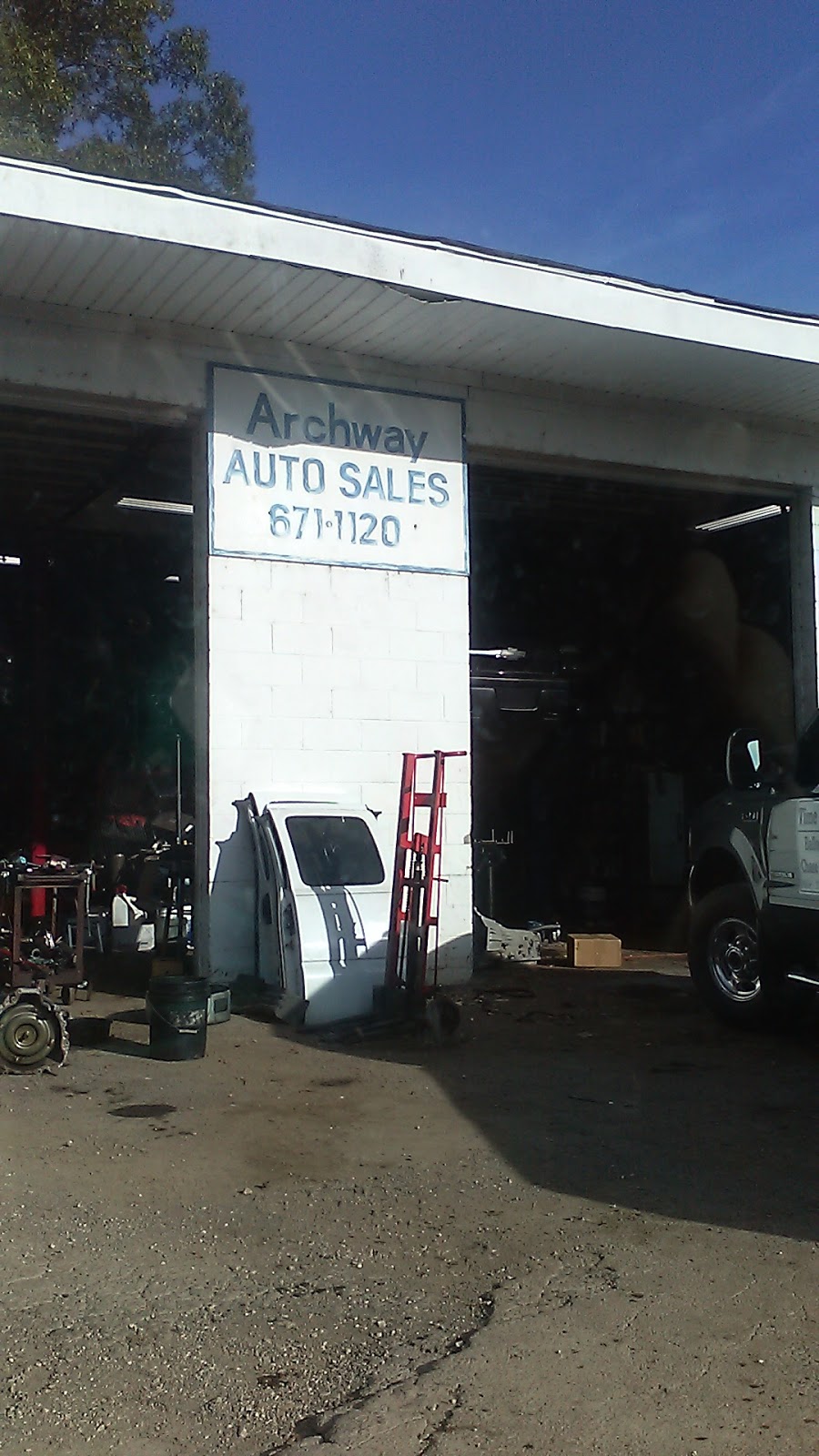 Archway Auto Salvage & Sales, Inc. | 4140 Gravois Rd, House Springs, MO 63051, USA | Phone: (636) 671-1120