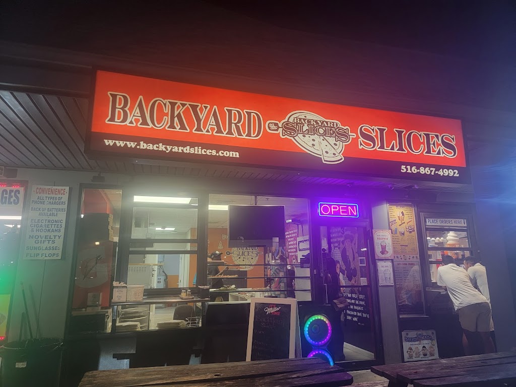 Backyard Slices | 300 Woodcleft Ave Store 3, Freeport, NY 11520, USA | Phone: (516) 867-4992