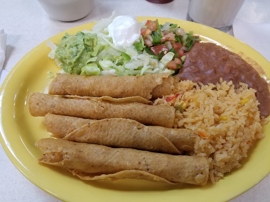 Ixtapa Bay Restaurant | 10221 Garland Rd, Dallas, TX 75218, USA | Phone: (214) 660-8118