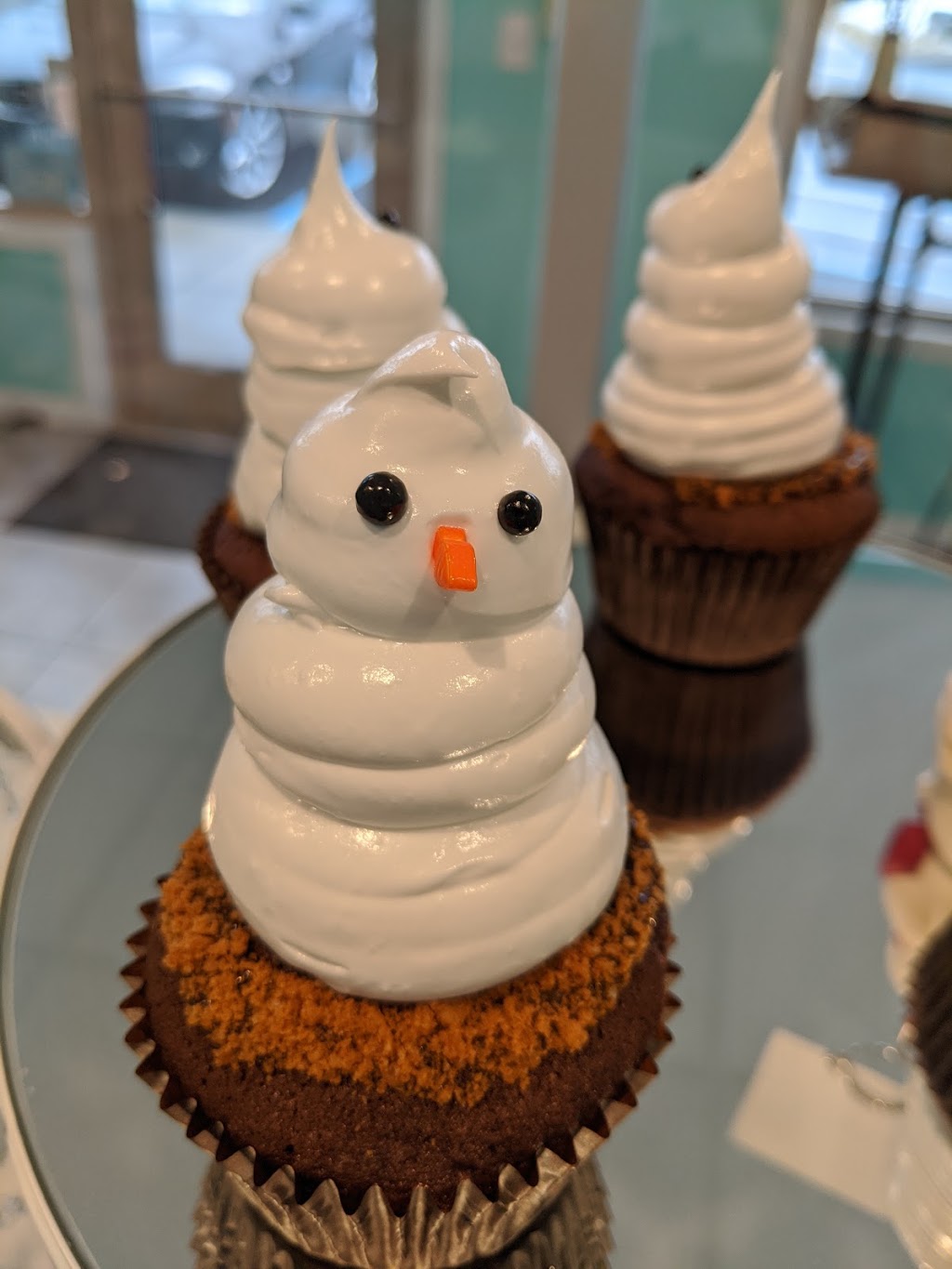 Babycakes Cupcakery | 9520 Main St #100, Clarence, NY 14031, USA | Phone: (716) 320-0369