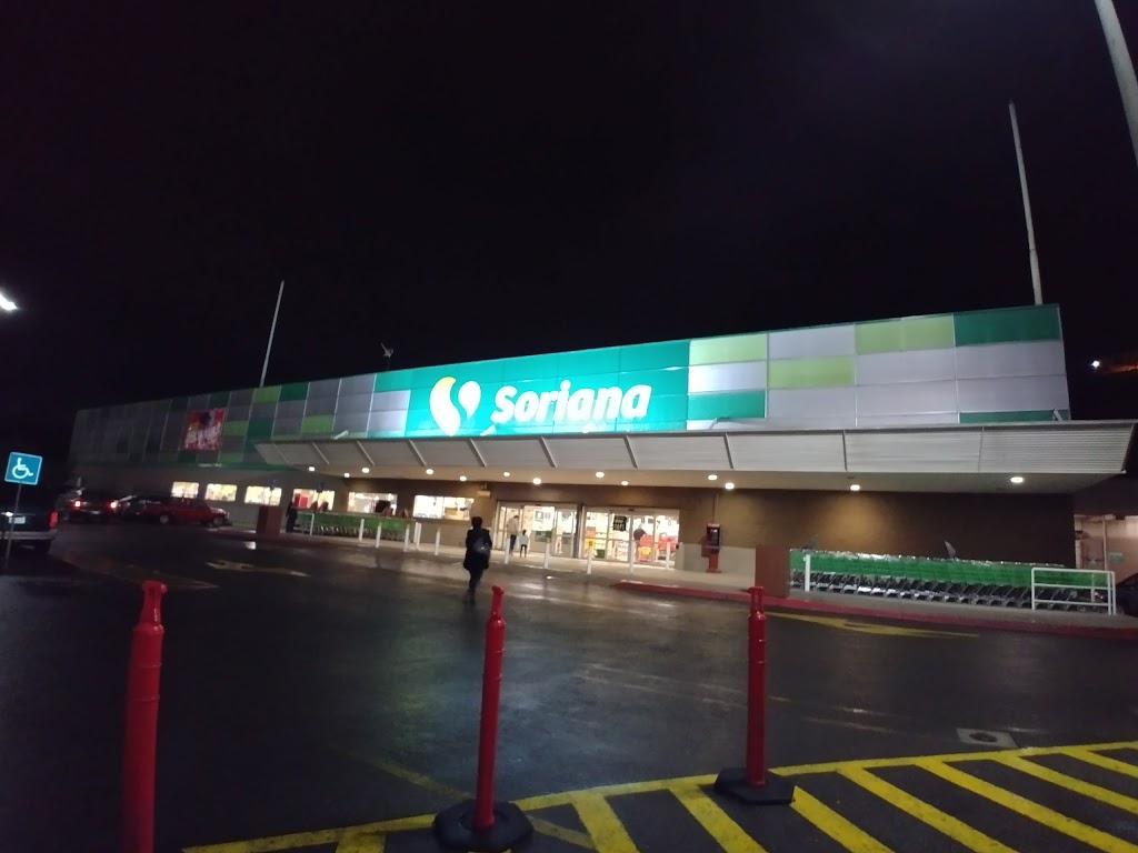 Soriana Súper - Acueducto | Av. Guadalajara 15510, Ranchoel Suspiro, 22680 Tijuana, B.C., Mexico | Phone: 81 8329 9252