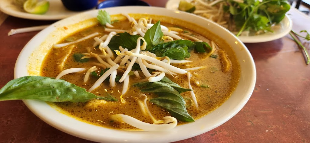 Pho Que Huong | 7447 N MacArthur Blvd #170, Irving, TX 75063, USA | Phone: (972) 869-1935