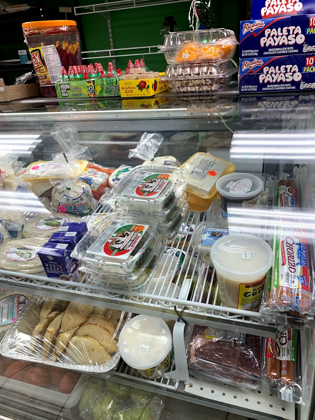 Marys Convenience Store | 49 W Somerset St, Raritan, NJ 08869, USA | Phone: (908) 441-7380