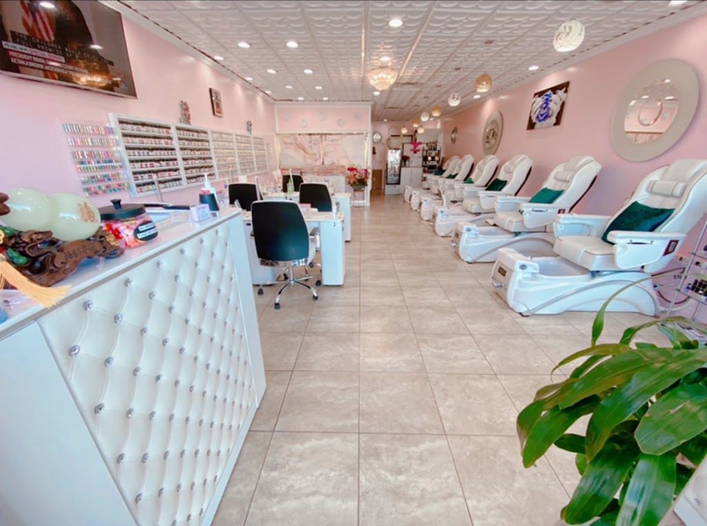 Hot Trend Nail Club Huntington Beach | 204 Adams Ave e, Huntington Beach, CA 92648, USA | Phone: (714) 960-5666