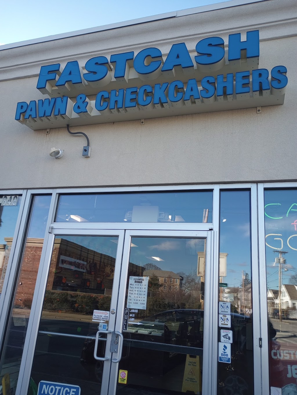 Fastcash Pawn & Checkcashers | 848 Newport Ave, Pawtucket, RI 02861, USA | Phone: (401) 722-1113