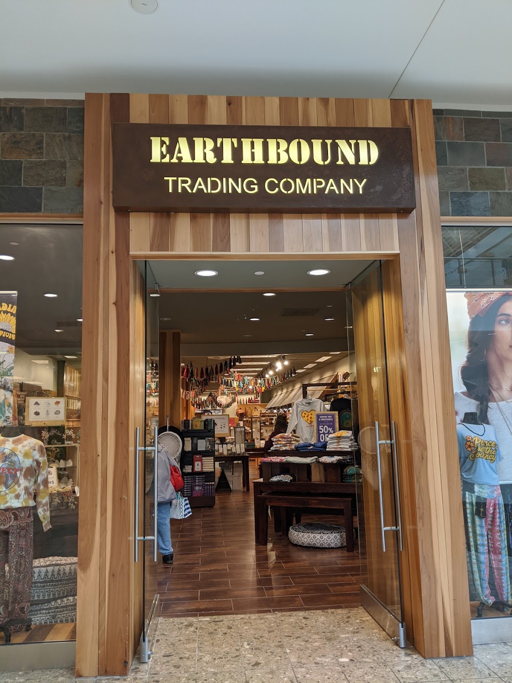 Earthbound Trading Co. | 500 Southpark Center Ste AL120, Strongsville, OH 44136 | Phone: (440) 268-7735