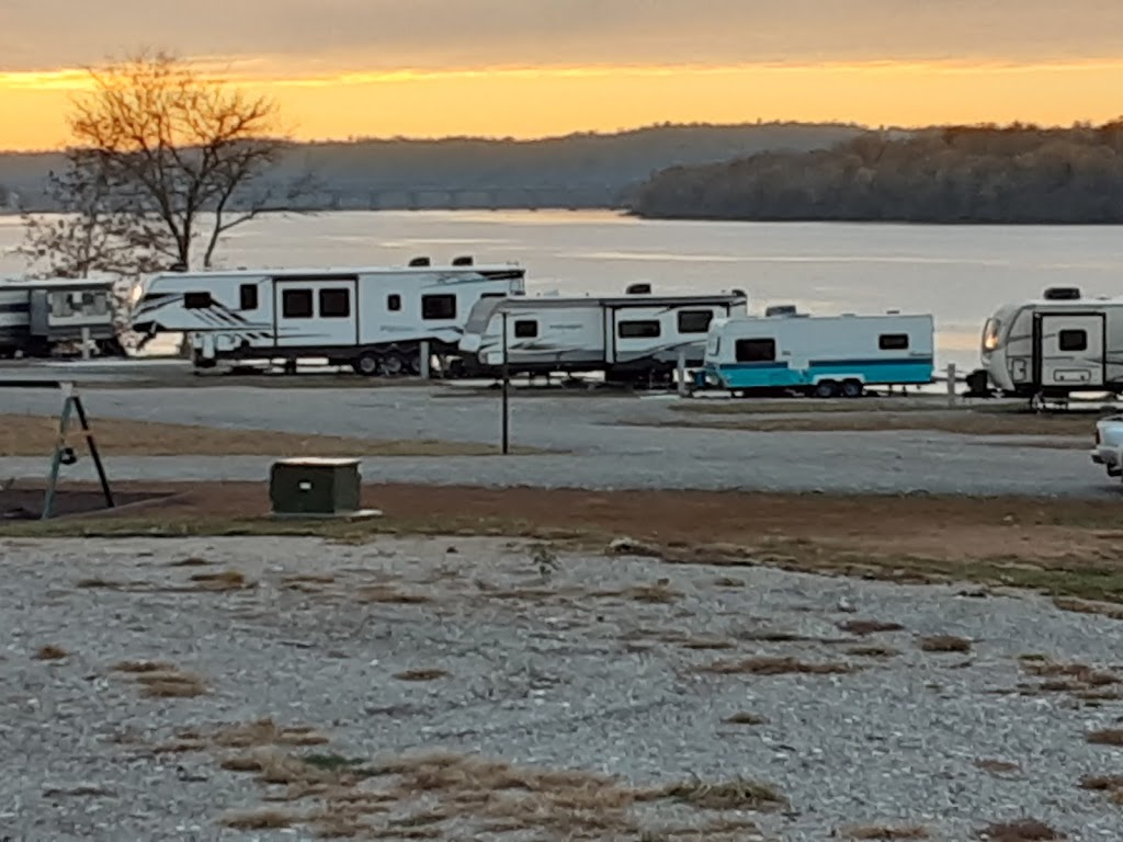 Sunset Haven Riverfront Campground | 908 US-42, Warsaw, KY 41095, USA | Phone: (859) 393-0244