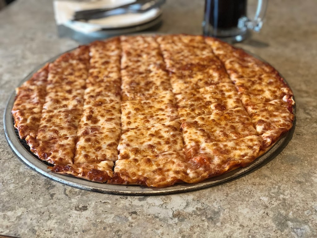 Broadway Bar & Pizza | 13705 27th Ave N, Plymouth, MN 55441, USA | Phone: (763) 551-0155