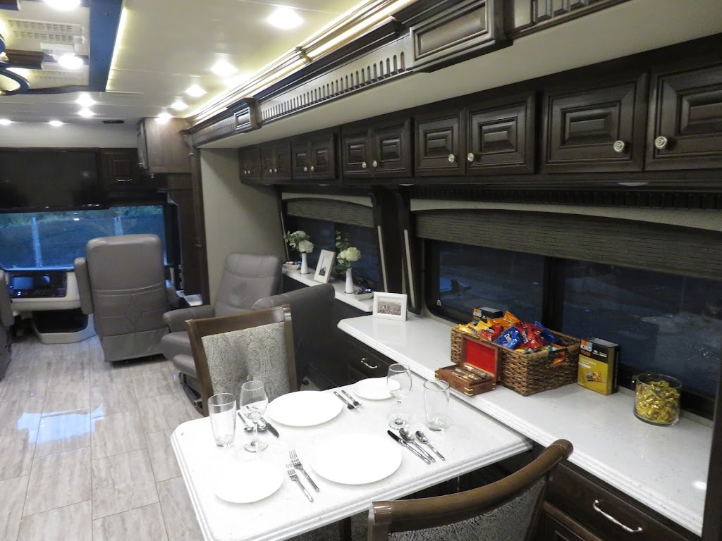 Premier Luxury RV Rentals | 3500 Lake Alfred Rd B, Winter Haven, FL 33881, USA | Phone: (908) 335-0143