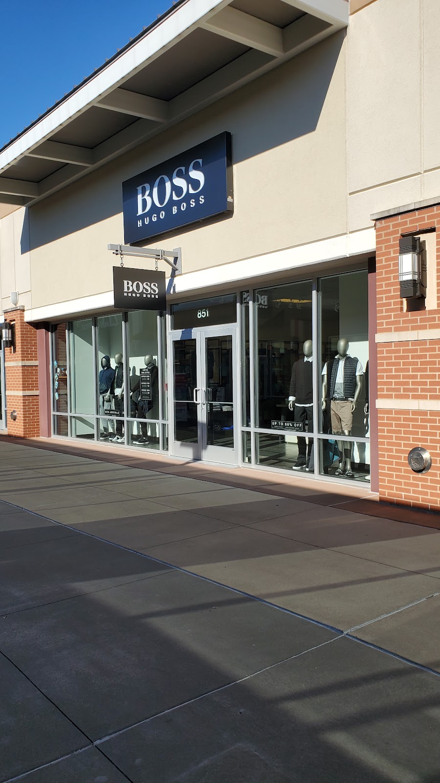 BOSS Outlet | 18521 Outlet Blvd Suite #851, Chesterfield, MO 63005, USA | Phone: (636) 735-7577
