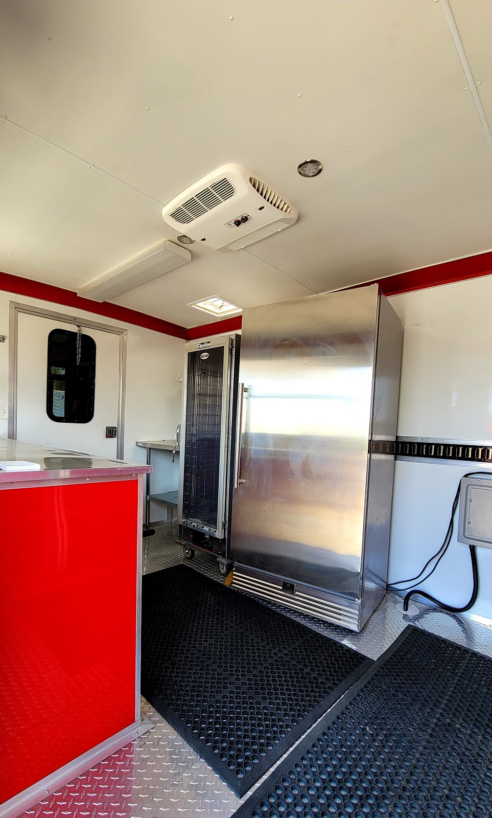 Food Truck Builders of Phoenix | 201 W Lone Cactus Dr, Phoenix, AZ 85027, USA | Phone: (602) 418-0699