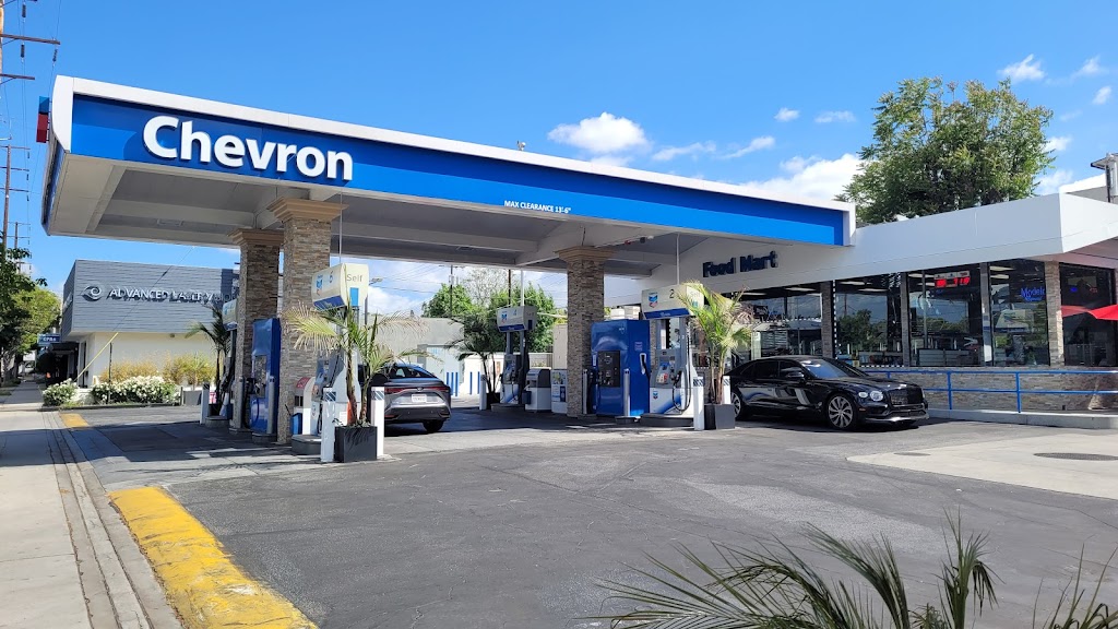 Chevron | 800 N Hollywood Way, Burbank, CA 91505, USA | Phone: (818) 841-9500