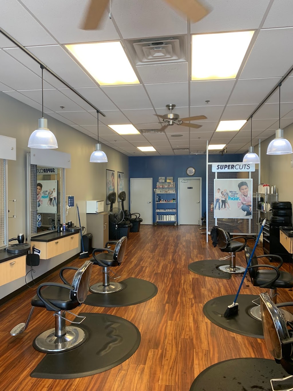 Supercuts | Sprouts Center, 1530 E Debbie Ln #138, Mansfield, TX 76063, USA | Phone: (817) 453-6360