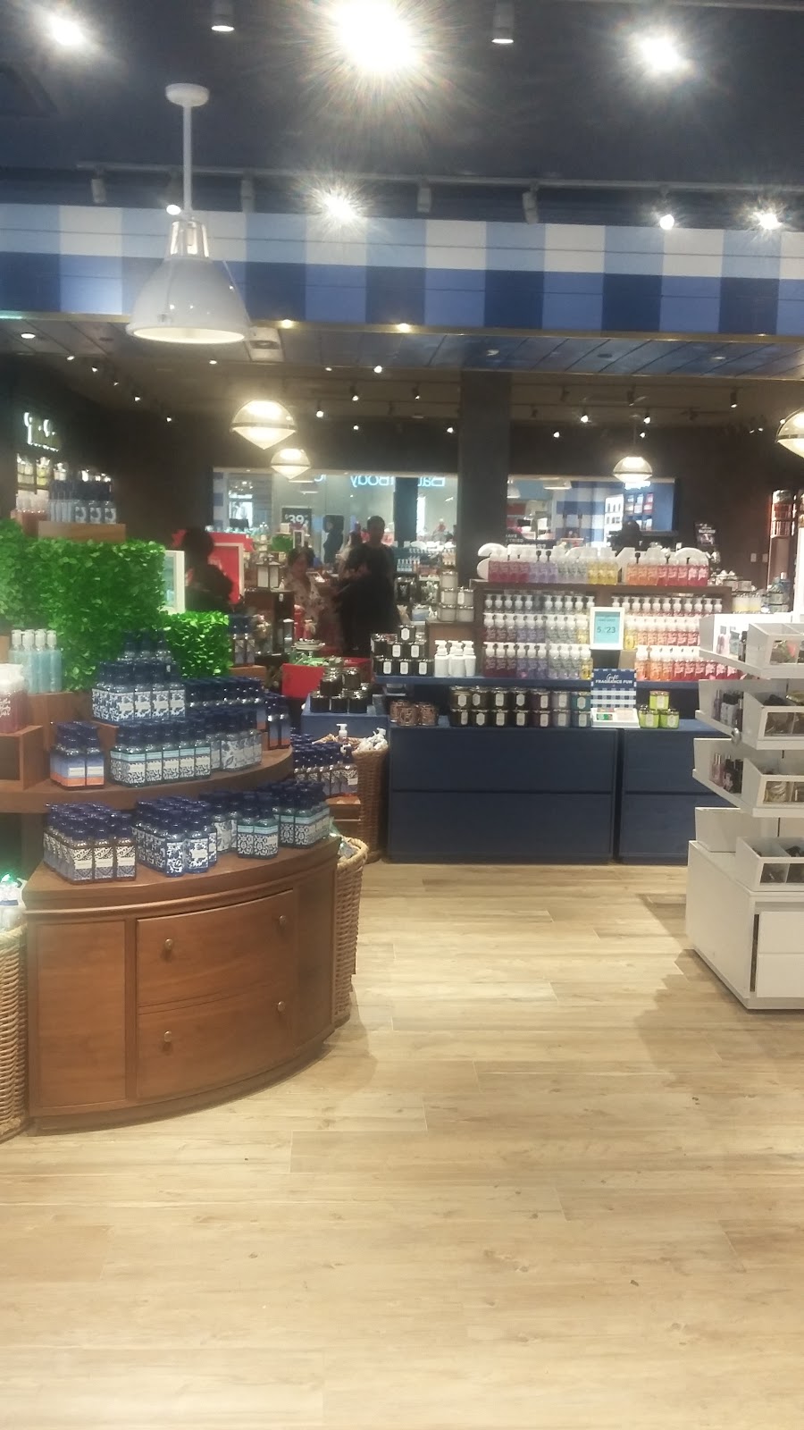 Bath & Body Works | 12801 W Sunrise Blvd, Sunrise, FL 33323, USA | Phone: (954) 838-9438