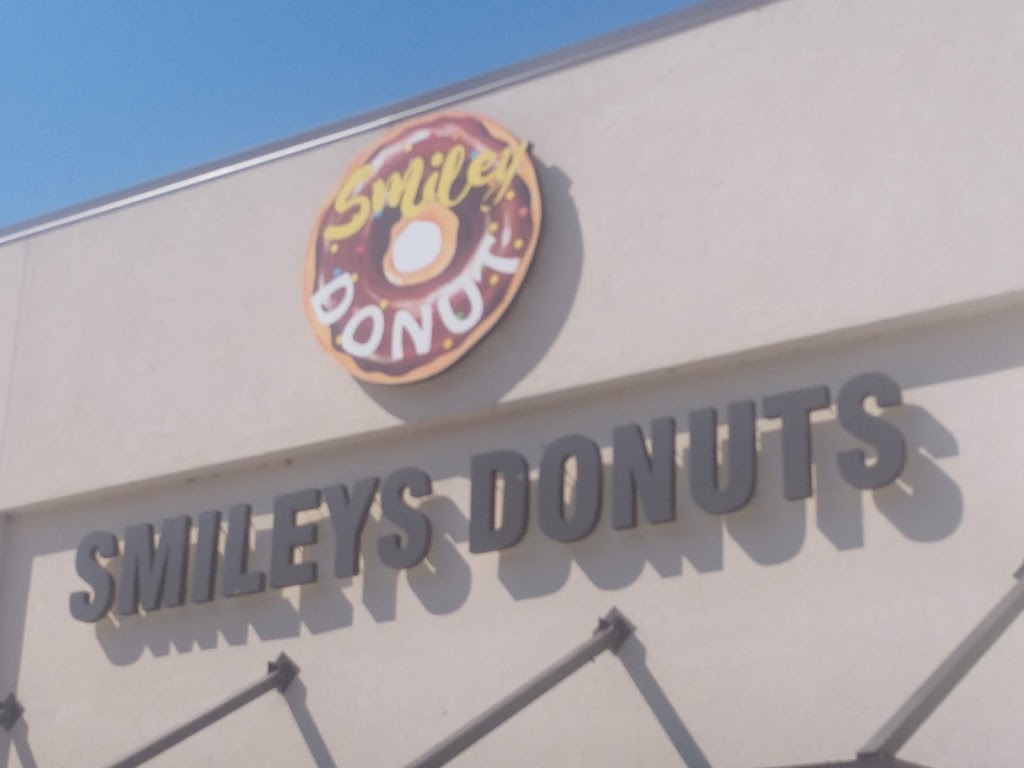 Smiley Donuts | 25831 Walker South Rd Suite 6, Denham Springs, LA 70726, USA | Phone: (225) 523-4953