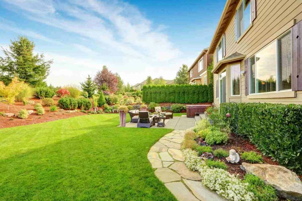 Mcbreen Spraying & Lawn Care | 15458 Des Moines Memorial Dr S, Seattle, WA 98148, USA | Phone: (206) 244-8116