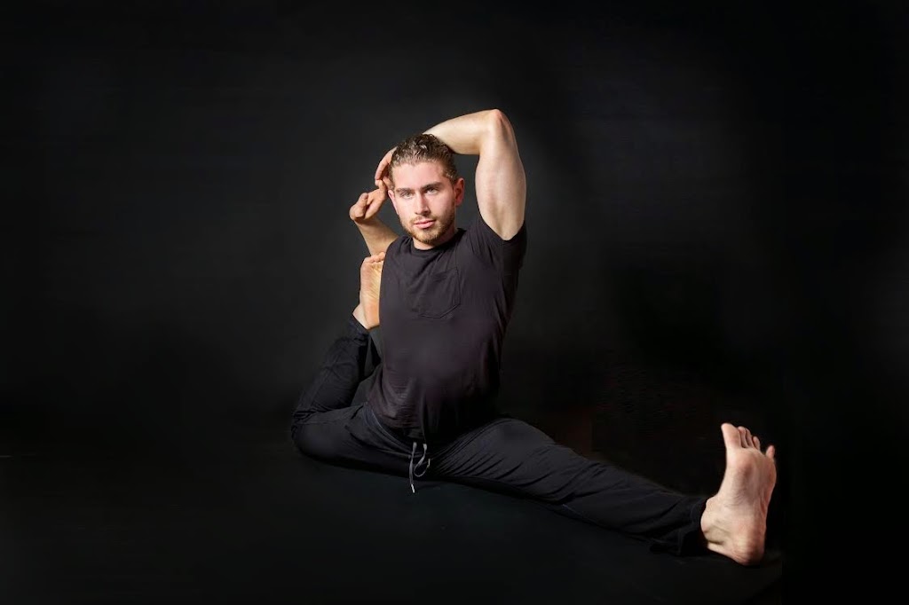 Chagrin Yoga | 524 E Washington St, Chagrin Falls, OH 44022, USA | Phone: (440) 247-4884