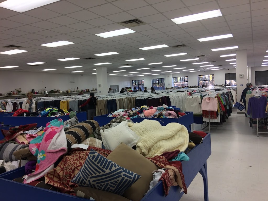 Goodwill Industries of Eastern NC, Inc. - Apex | 1150 W Williams St, Apex, NC 27502, USA | Phone: (919) 362-5630