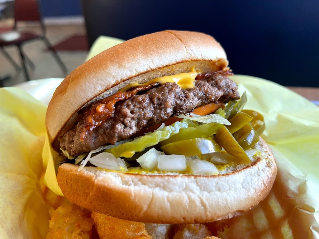 Dales Old Fashion Hamburgers | 501 E TX-276, West Tawakoni, TX 75474, USA | Phone: (903) 447-2448